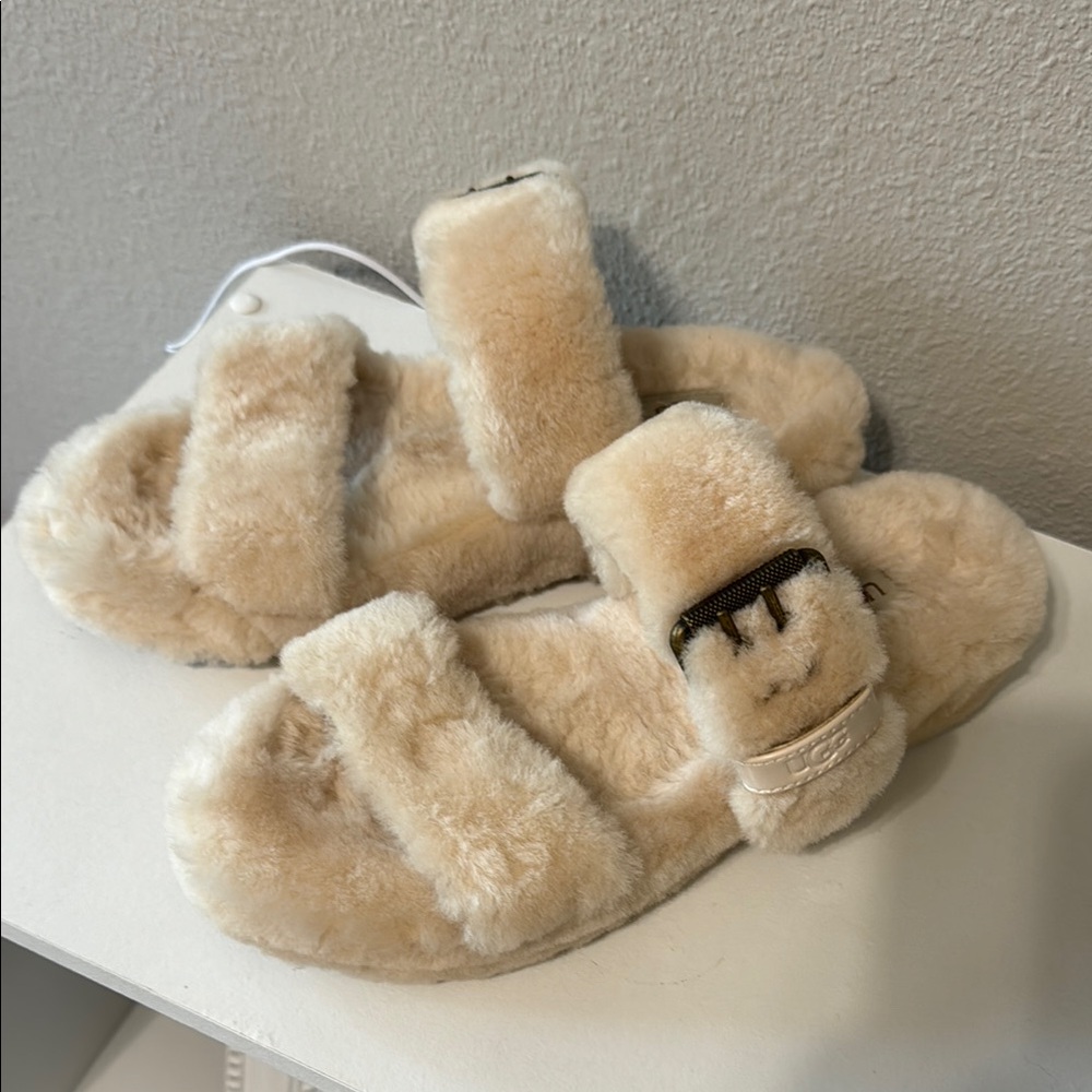 UGG Cream Cozy Slip-On Slippers